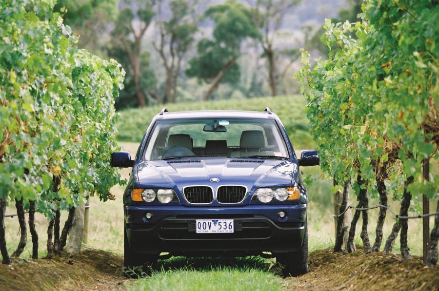  BMW X5 2000 года  (фото 21 из 102)